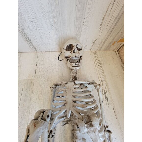 Skeleton AS IS jointed hanging Halloween home decor prop scary - Picture 2 of 15